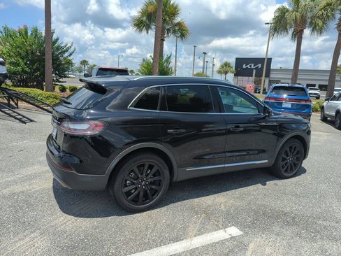 Used 2022 Lincoln Nautilus Reserve w/ Equipment Group 201A AWD/4WD image 5