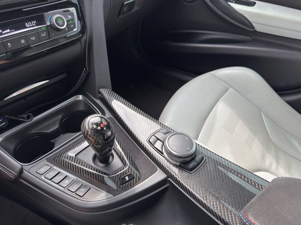 Used 2016 BMW M3 RWD image 52