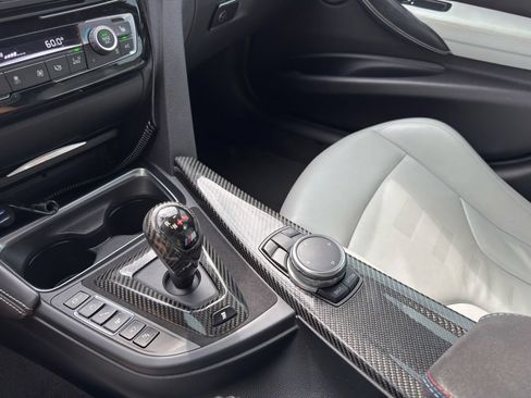 Used 2016 BMW M3 RWD image 52