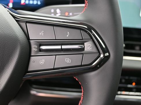 New 2026 Chevrolet Equinox RS image 32