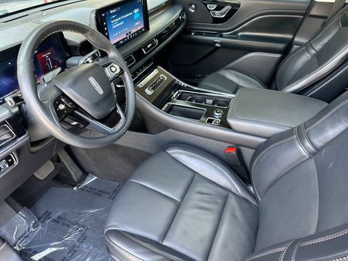 Used 2025 Lincoln Aviator Reserve w/ Jet Appearance Package RWD image 11