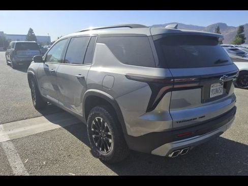 Used 2025 Chevrolet Traverse Z71 w/ Driver Confidence Package AWD/4WD image 5