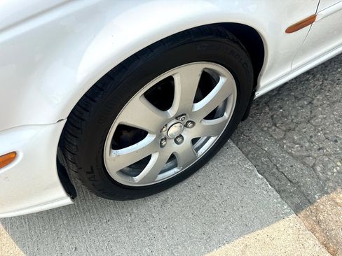 Used 2005 Jaguar X-TYPE 3.0 image 11