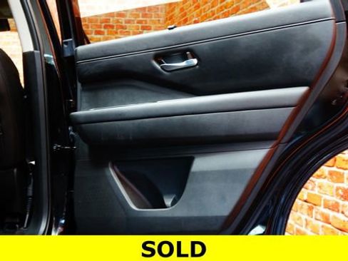 Certified 2023 Nissan Pathfinder SL w/ Lighting Package (N92) AWD/4WD image 49