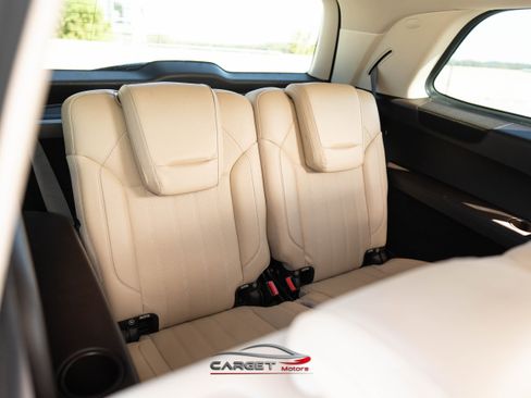 Used 2017 Mercedes-Benz GLS 450 4MATIC w/ Premium Package image 20