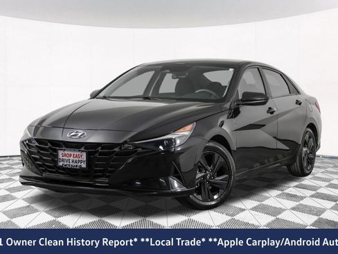 Used 2021 Hyundai Elantra SEL FWD image 2