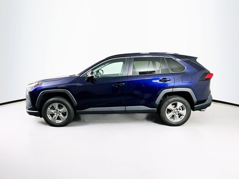 Used 2023 Toyota RAV4 XLE AWD/4WD image 4