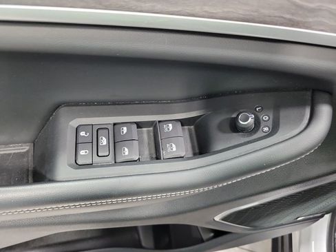 Used 2022 Jeep Grand Cherokee L Limited image 38