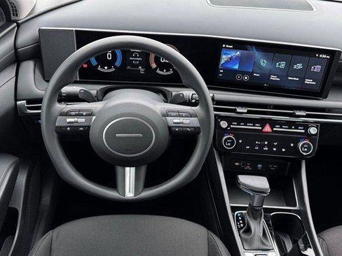 New 2026 Hyundai Tucson SEL FWD image 17