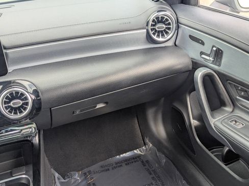 Used 2020 Mercedes-Benz CLA 250 image 18