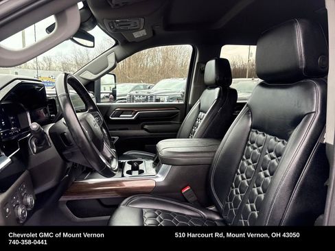 Used 2025 Chevrolet Silverado 2500 LT w/ Trail Boss Package image 11