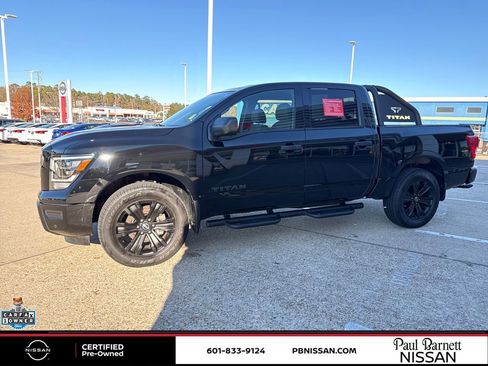 Certified 2024 Nissan Titan SV w/ SV Bronze Edition Package image 21