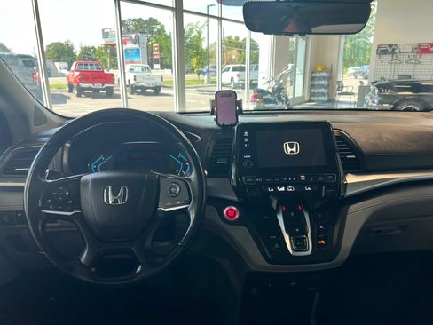 Used 2018 Honda Odyssey EX-L image 18