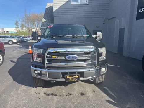Used 2017 Ford F150 Lariat w/ Equipment Group 501A Mid AWD/4WD image 2