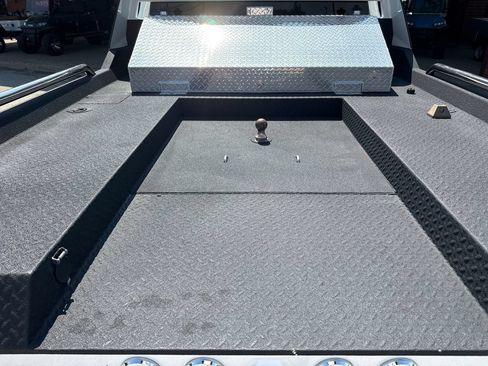 Used 2020 Ford F350 Lariat w/ Lariat Ultimate Package AWD/4WD image 12