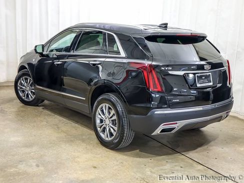 Certified 2022 Cadillac XT5 Premium Luxury AWD/4WD image 9