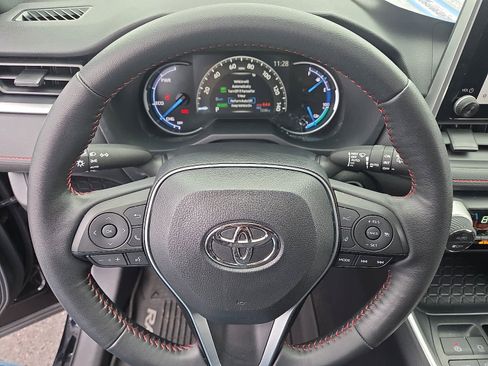 Certified 2024 Toyota RAV4 SE image 21