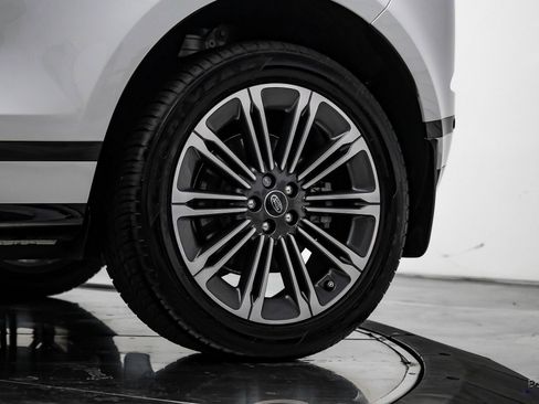 Used 2024 Land Rover Range Rover Evoque Dynamic SE image 88