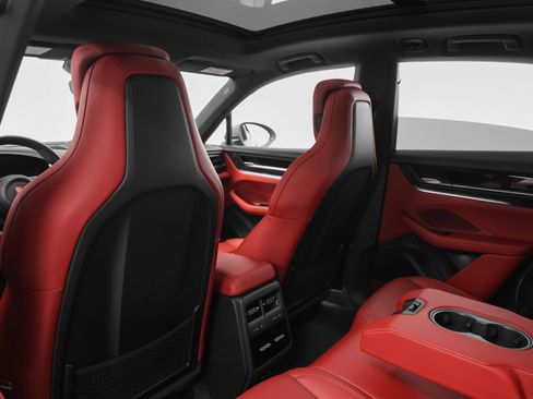 New 2026 Porsche Macan 4 Electric image 47