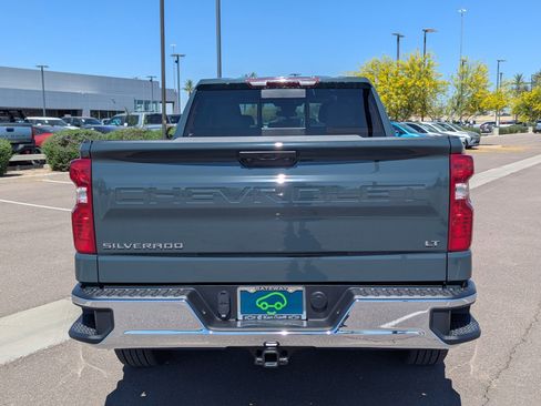 Used 2026 Chevrolet Silverado 1500 LT w/ Convenience Package II image 4