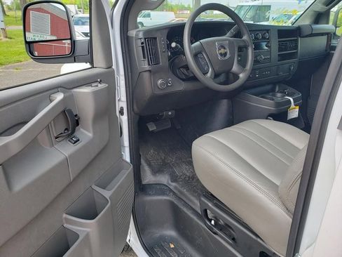New 2025 Chevrolet Express 2500 w/ Communications Package RWD image 13