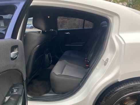 Used 2018 Dodge Charger R/T image 43