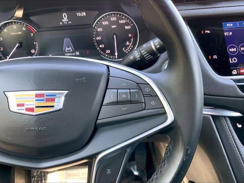 Used 2024 Cadillac XT5 Luxury AWD/4WD image 19