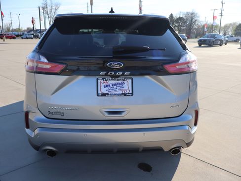 Used 2024 Ford Edge Titanium w/ Titanium Elite Package image 6
