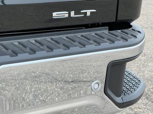 New 2026 GMC Sierra 2500 SLT w/ SLT Premium Package AWD/4WD image 12