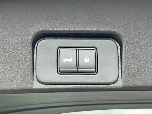 New 2026 Nissan Rogue SV w/ Rock Creek Premium Package AWD/4WD image 40