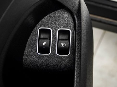 Used 2024 Mercedes-Benz GLE 450e GLE 450e image 36