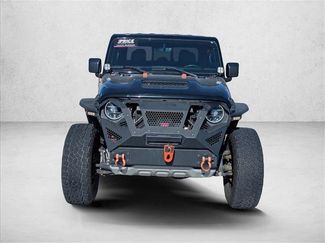 Used 2021 Jeep Gladiator Mojave video 2