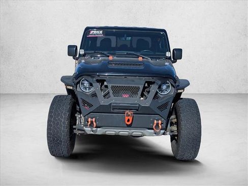 Used 2021 Jeep Gladiator Mojave image 2