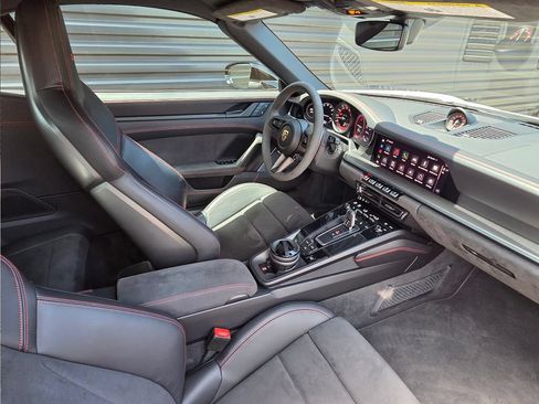 Certified 2024 Porsche 911 Carrera 4 GTS AWD/4WD image 19