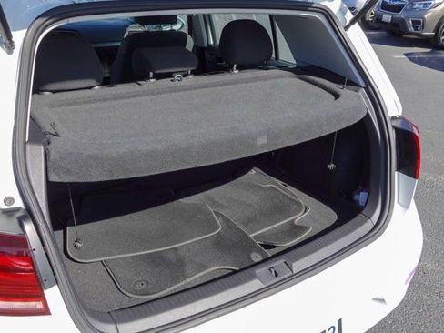 Used 2019 Volkswagen e-Golf SE w/ Driver Assistance Package image 24