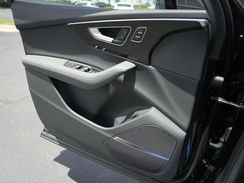 New 2025 Audi Q7 3.0T Premium Plus image 12