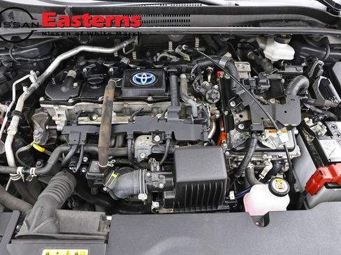 Used 2023 Toyota Corolla LE w/ Carpet Mat Package (TMS) FWD image 7