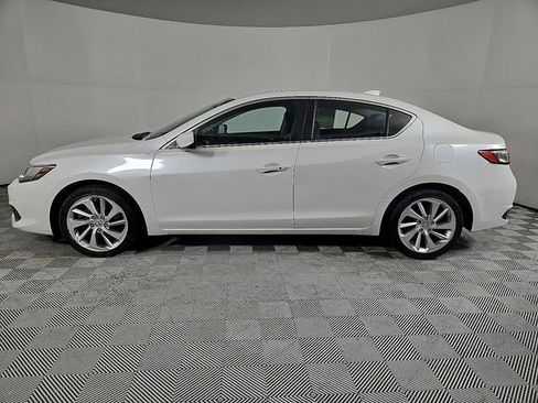 Used 2018 Acura ILX image 7