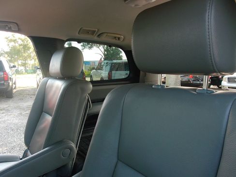 Used 2014 Toyota Sequoia Limited RWD image 32
