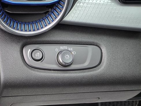 New 2026 Chevrolet Trax LT w/ Driver Confidence Package image 7