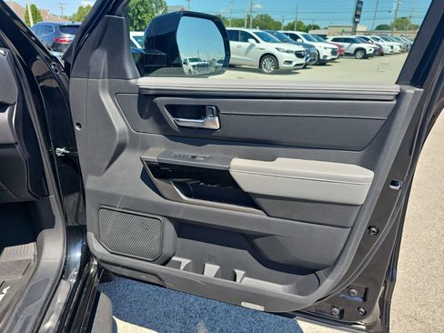 Used 2025 Toyota Sequoia Limited AWD/4WD image 48