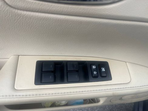 Used 2013 Lexus ES 350 w/ Luxury Pkg FWD image 12
