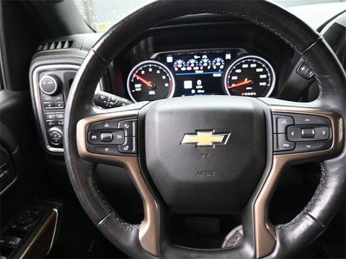 Used 2020 Chevrolet Silverado 1500 High Country w/ Technology Package image 8