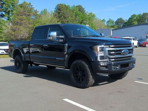 Used 2022 Ford F350 Platinum w/ Tremor Off-Road Package AWD/4WD image 15