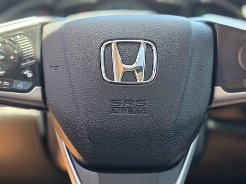 Used 2018 Honda Civic Touring image 31