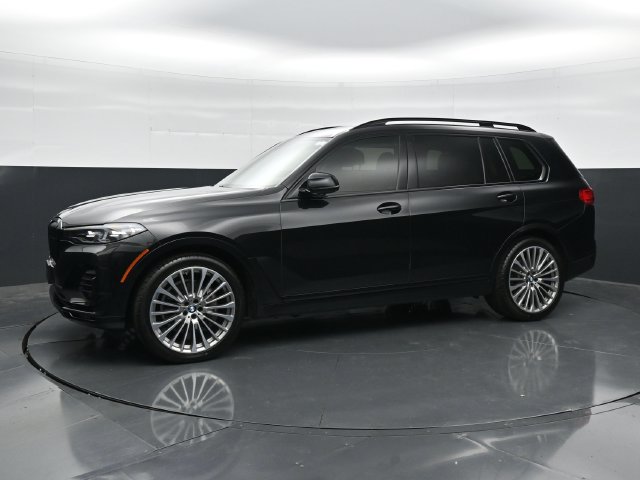 Used 2021 BMW X7 xDrive40i w/ Executive Package AWD/4WD image 6