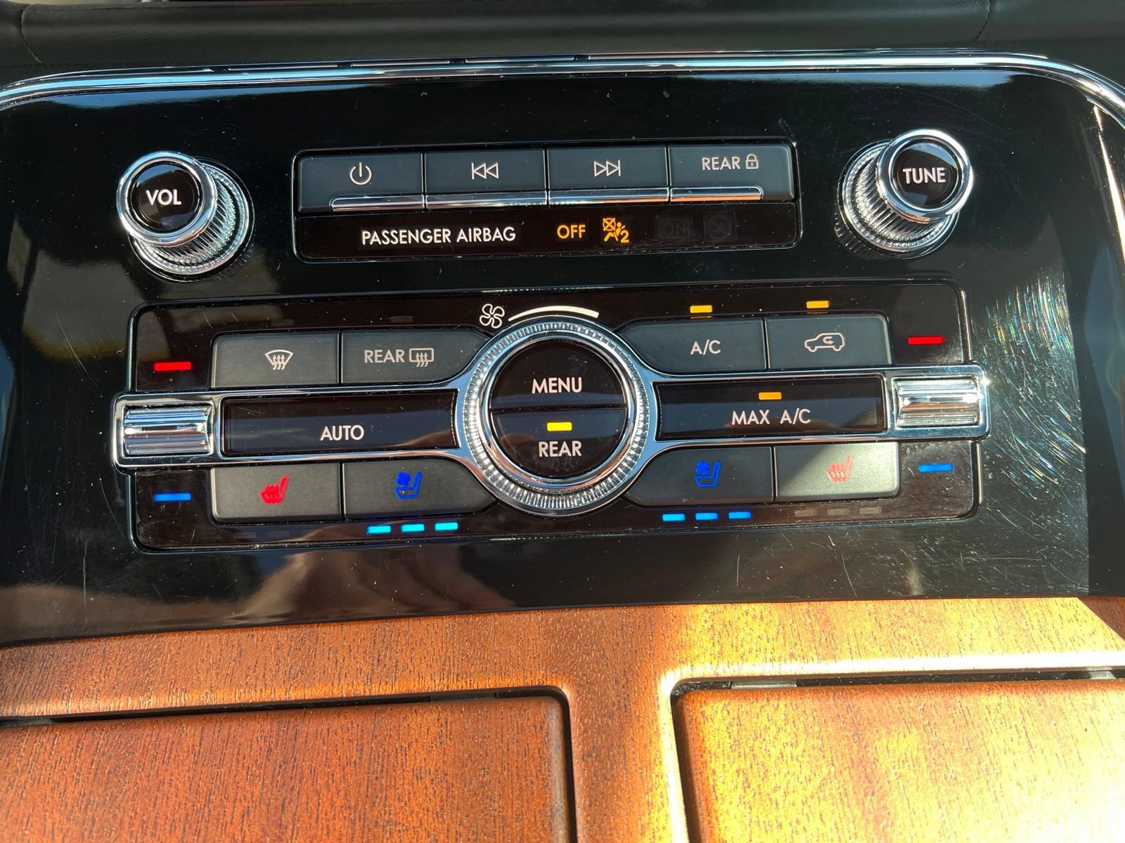 Used 2023 Lincoln Navigator Black Label AWD/4WD image 36