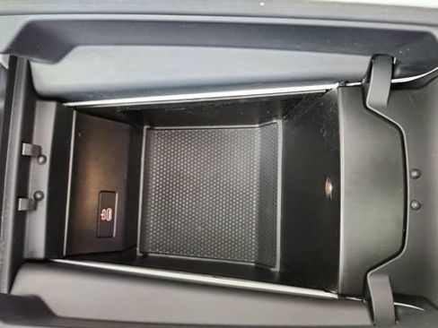 Used 2026 BMW X7 xDrive40i image 58