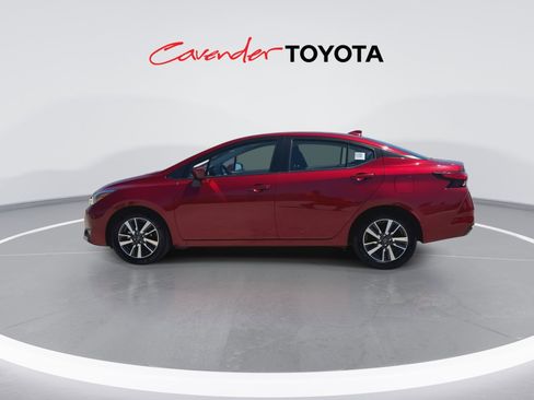 Used 2025 Nissan Versa SV FWD image 5