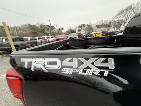 Used 2016 Toyota Tacoma TRD Sport w/ Premium & Technology Package AWD/4WD image 36
